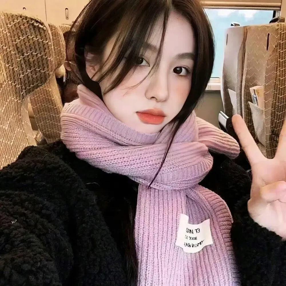 全家偷听反派心声，我负责篡改